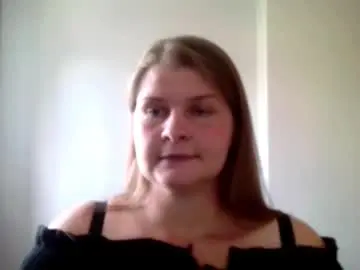 Chaturbate Sex Cam of caroline_love13