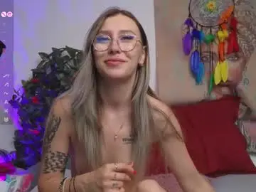 Chaturbate Live Sex Cam of anaaimey