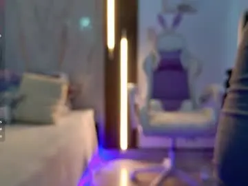Chaturbate Live Sex of mia__099