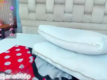 Chaturbate Best live sex cam show of aria_paul