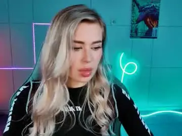 Chaturbate Sex Cam of adelloyss