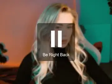 Chaturbate Best live sex cam show of adelloyss