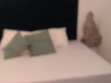 Chaturbate Watch Live Sex Cams of kyliebenson