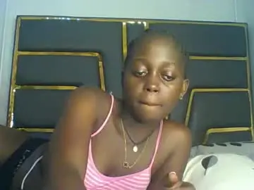 Chaturbate Free Live Porn of hornybee5