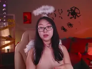 Chaturbate Adult Webcam of marine_vact