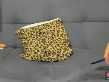 Chaturbate Live Porn of maskedgirl01