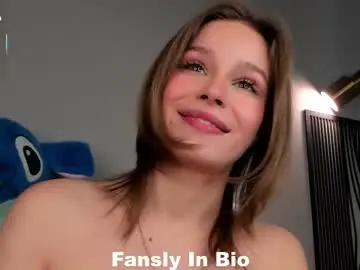 Chaturbate Free Porn Cam of lipswithsweetonthem