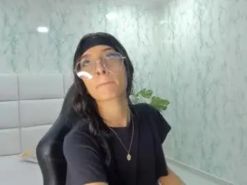 Chaturbate Free Porn Cam of valeryskinnyy