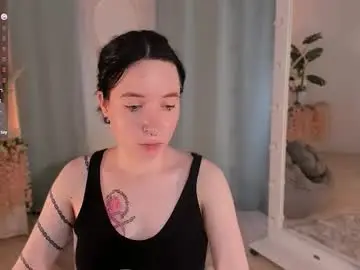 Chaturbate Best live sex cam show of lilithlunna