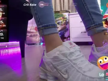 Chaturbate Live Sex Cam of feetvibe