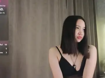 Chaturbate Live Sex Cam of rowenahanchett