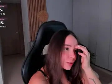 Chaturbate Live Sex Cam of lindseyhallx
