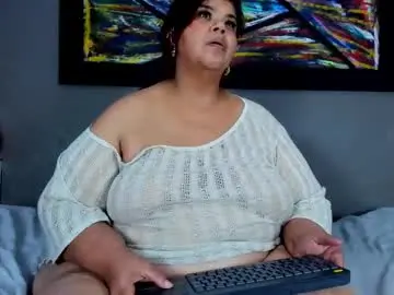 Chaturbate Best live sex cam show of charlotte_curvy_