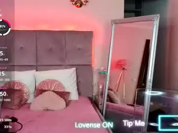 Chaturbate Best live sex cam show of nicole_bond