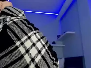 Chaturbate Live Sex Cam of emma_reeedd