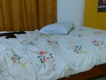 Chaturbate Best live sex cam show of evaleribigtits18