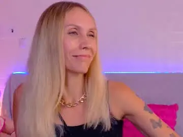 Chaturbate Free Porn Cam of goodness_emie