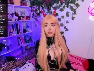 Chaturbate Sex Chat of sarahminage_