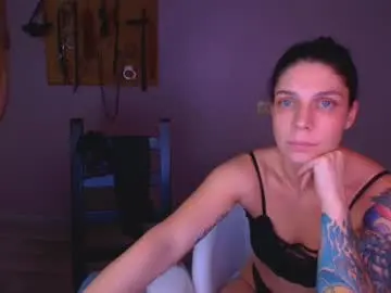 Chaturbate Free Live Porn of carrie_moonshine