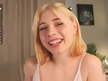 Chaturbate Best live sex cam show of falinegelling