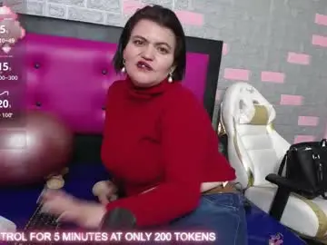 Chaturbate Adult Video Chat of mya_rouse