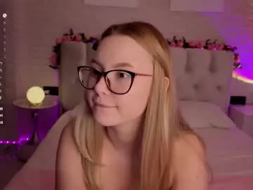 Chaturbate Live Sex Cam of ruta_meow