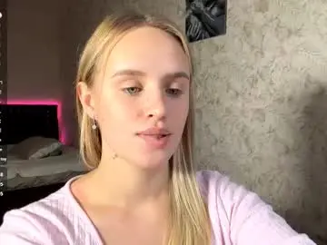 Chaturbate Watch Live Sex Cams of hermiladziekan