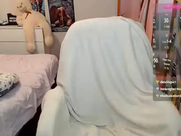 Chaturbate Live Sex Cam of nikaking22