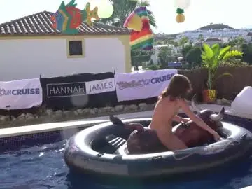 Chaturbate Live Sex Cam of hannahjames710