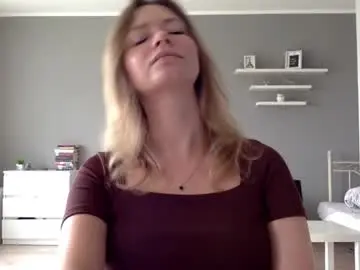 Chaturbate Sex Cam of lux_millie
