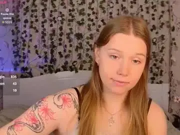 Chaturbate Watch Live Sex Cams of silent_princesses