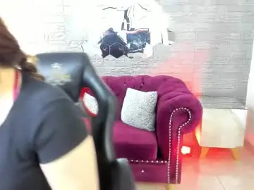 Chaturbate Live Sex Cam of diamondfox_m