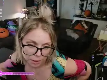Chaturbate Live Sex of aliceliddell710