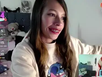 Chaturbate Nude Webcam of daddys_littlelisa