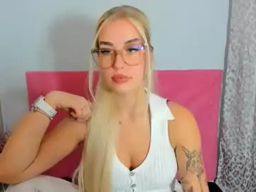Chaturbate Adult Video Chat of kristyflowers