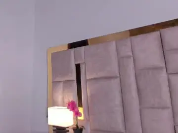 Chaturbate Watch Live Sex Cams of sofiscott_