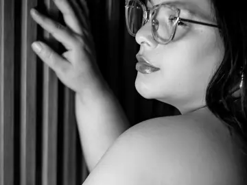 Cherry Adult Webcam of sherylhamilton