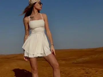 Cherry Live Sex Cam of jessicaloyd