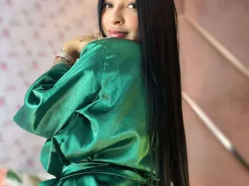 Cherry Watch Live Sex Cams of lilipeti