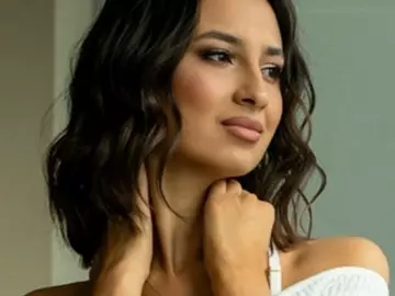 Cherry Sex Chat of reginamoon