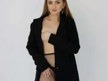 Cherry Best live sex cam show of beatayourqueen
