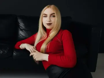 Cherry Free Porn Cam of beatricefly