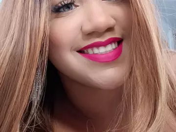 Cherry Sex Cam of bellacutey