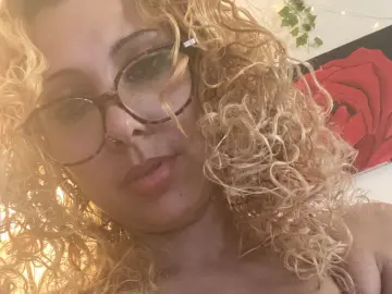 Imlive Live Porn of LickableMiami