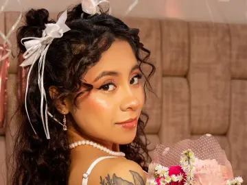 Imlive Live Sex Cam of KarenMorgan