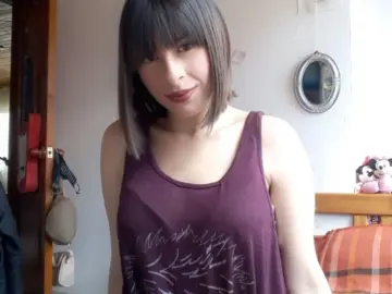 Imlive Free Live Porn of ZoeMoon1