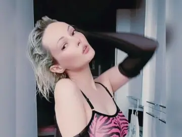 Imlive Watch Live Sex Cams of SoffyCrach