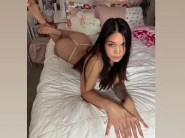 Imlive Live Sex Cam of Amili_rosey