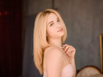 Imlive Live Sex of HazelWhitess