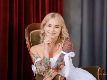 Imlive Best live sex cam show of LilFLeurs